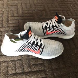 Nike free rn flyknit